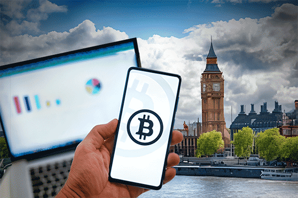特朗普将在白宫会见英伟达首席执行官